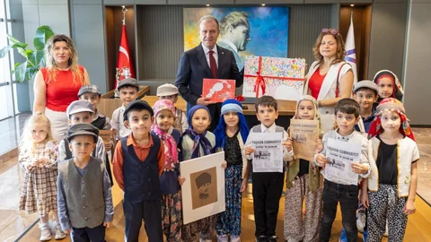 Öğrenciler, Cumhuriyet Coşkusunu Başkan Seçer’le Paylaştı