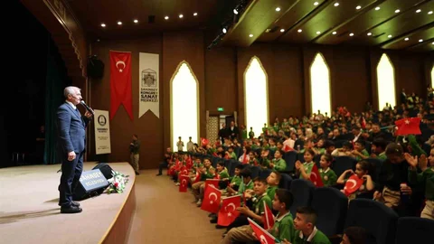 Cumhuriyet Coşkusu Şahinbey'de Kutlandı