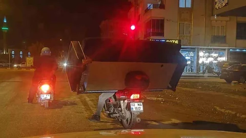 Adıyaman'da Motosikletle Koltuk Taşıma Cezası