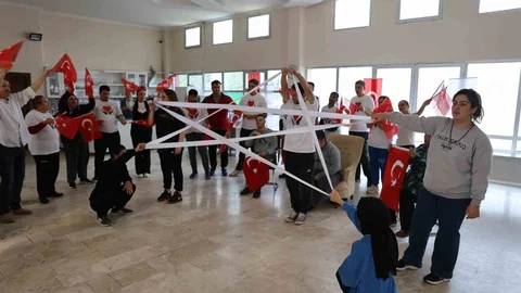 Özel Çocuklardan Cumhuriyet Bayramı Coşkusu