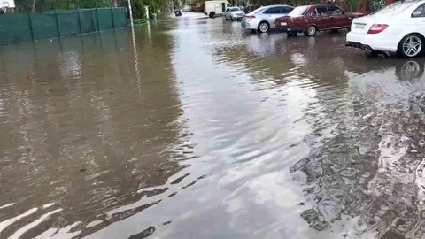 Köyceğiz'de Sağanak Yağış Etkili Oldu