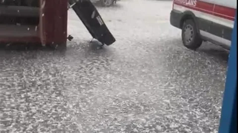 Eskişehir'de Dolu Yağışı Etkili Oldu