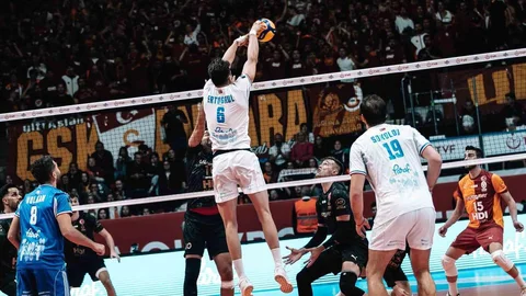 Halkbank, Galatasaray'ı 3-0 Yendi