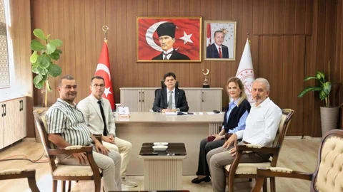 Müdür Özdemirci, Suphi Öner Öğretmenevi Müdürü İlhan Yıldırım ve Öğretmenevi Yöneticilerini Kabul Etti