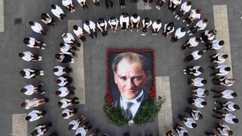 Diyarbakır'da Cumhuriyet Coşkusu