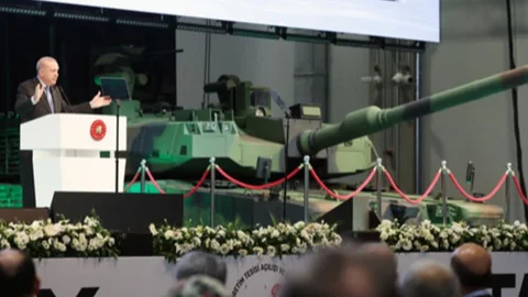 " Savunma Sanayinde Tam Bağımsız Türkiye Hedefine Doğru Sağlam Adımlarla İlerliyoruz"