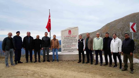 Bayburt'ta Derebaşı Virajları'na Künye Taşı Dikildi