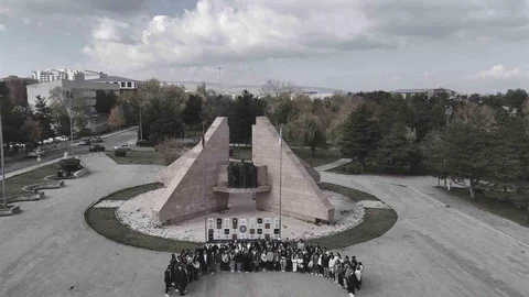 Cumhuriyet'in Kazanımları Gençlerden Geliyor