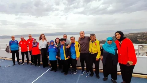 Bilecik'te Bocce Turnuvası Rüzgarı Esti