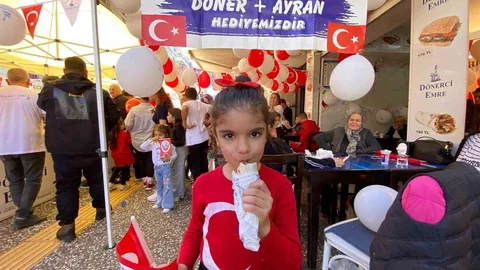 İzmir'de Ücretsiz Döner İkramı