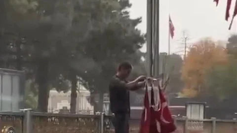 Erzincan'da Bayrak Hassasiyeti