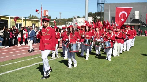 Cumhuriyet Coşkusu Aliağa'da Yaşandı