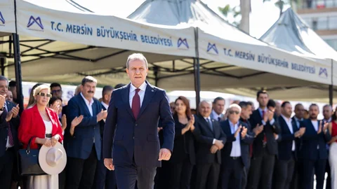 Başkan Seçer, Cumhuriyet Bayramı Dolayısıyla CHP’nin Kutlama Programına Katıldı