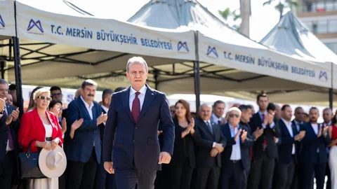 Başkan Seçer, Cumhuriyet Bayramı Dolayısıyla CHP’nin Kutlama Programına Katıldı