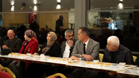 Çamlıyayla Belediyesi Esnaflarla İstisare Toplantısı Düzenledi