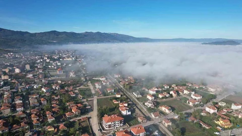 Sındırgı'da Deprem Sonrası Sis Görüntüleri