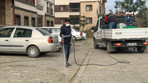 Karabük'te İlaçlama Çalışmaları Devam Ediyor