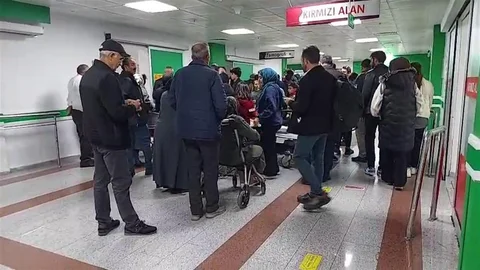Erzurum'da Okul Çıkışı İzdiham