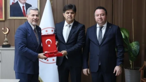 Uysal ve Gürsoy, Müdür.Özdemirci'ye Hayırlı Olsun Ziyaretinde Bulundu