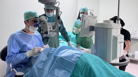 Çukurca'da Katarakt Ameliyatı Başarıyla Gerçekleşti