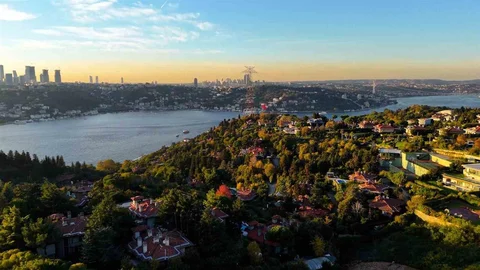 İstanbul Boğazı'nda Sonbahar Manzarası