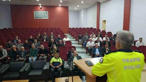 Malatya'da Taksi Sürücülerine Bilgilendirme