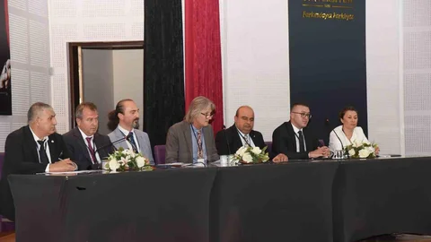 İzmir'de Balıkçılık Toplantıları Gerçekleşti