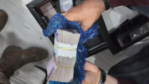 Mersin'de Dolandırıcılık Operasyonu