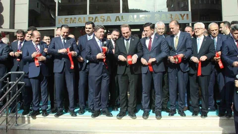Kemalpaşa Adalet Sarayı Açıldı