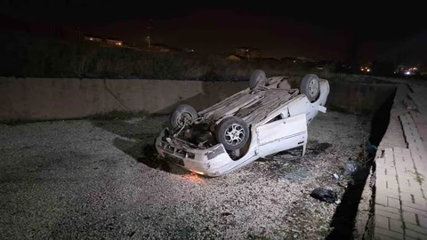 Kırıkkale'de Takla Atan Araçta Yaralı Var