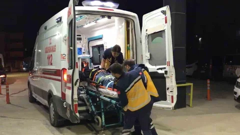 Samsun'da Tır ile Otomobil Çarpıştı