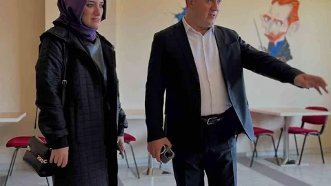 Kaymakam Dertlioğlu'ndan Gençlik Merkezi Ziyareti