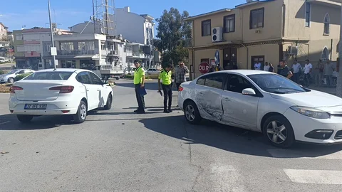 Manavgat'ta Trafik Kazası Oldu