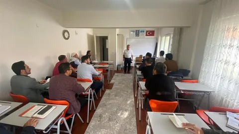 Muğla Ortaca'da Ezan Okuma Kursu Başladı