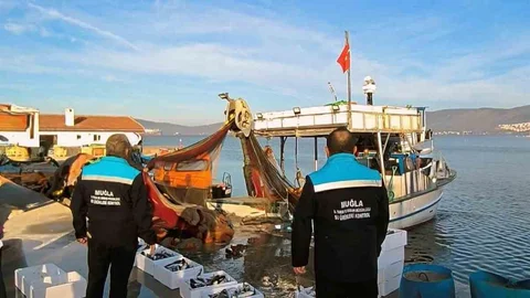 Muğla'da Yasa Dışı Balık Avı