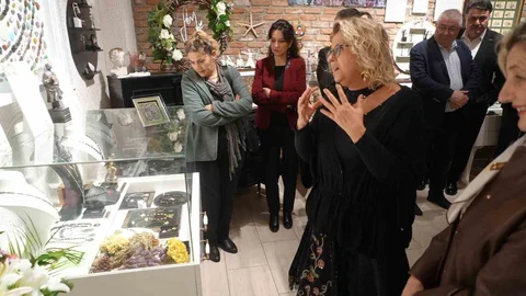 Zeytinle Sanat Buluşması: Edremit'te Sergi