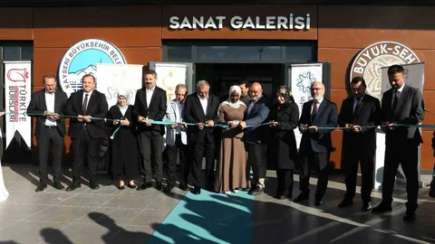 Kayseri'de Uluslararası Öğrencilere Sanat Köprüsü