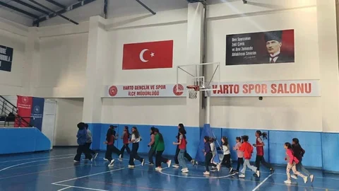 Varto'da Voleybol Kursu Yoğun İlgi Görüyor