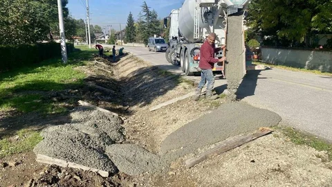 Düzce'de V Kanal Yapımı Devam Ediyor