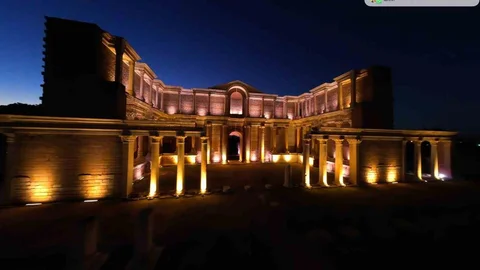 Sardes Antik Kenti Geceyi Aydınlatıyor