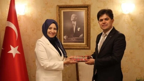 Mersin İl MillÎ Eğitim Müdürlüğünde Anlamlı Buluşma