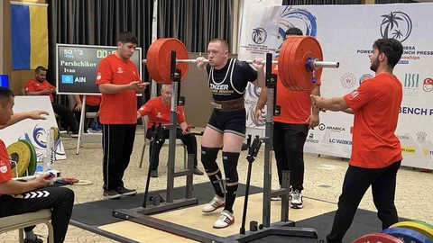 Görme Engelliler Halter Şampiyonası Mersin'de Devam Ediyor