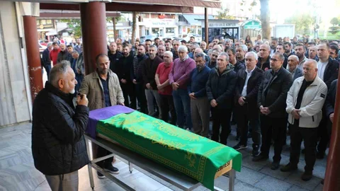 Rize'de Paramedik İçin Hüzünlü Tören