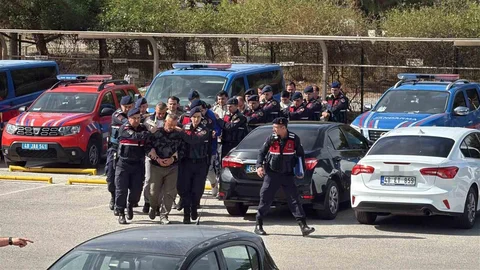 FETÖ Şüphelileri Bodrum'da Yakalandı