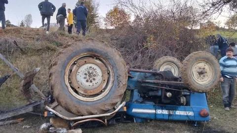 Kastamonu'da Devrilen Traktör Kazası
