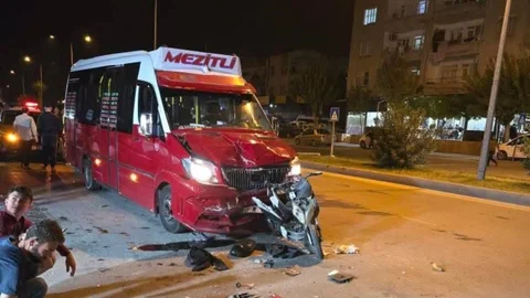 Mersin Toroslar'da Minibüs İle Motorsiklet Kazası: 1 Yaralı