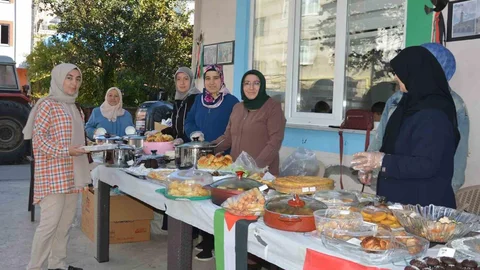 Ordu'da Filistin İçin Hayır Çarşısı