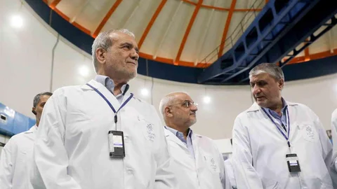 İran Cumhurbaşkanı Pezeşkiyan Açıklamalarda Bulundu