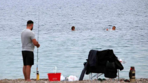 Antalya'da Kasımda Denize Girme Keyfi
