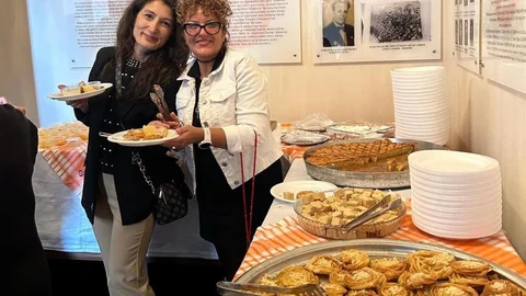 Edremit’te Tatlı Festivali Yoğun İlgi Gördü